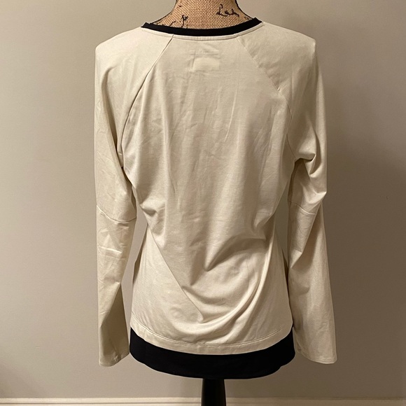 EUC Women’s Columbia LS Solar Shield Top, Size M - Picture 2 of 4